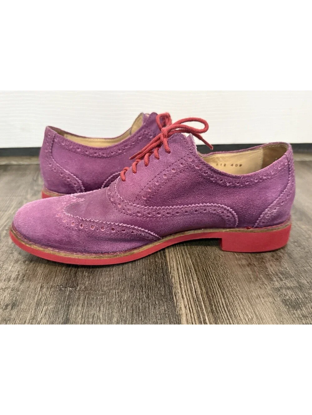 Cole Haan Wingtip Oxford Shoes Womens 7 B Purple Suede Brogue Lace Up